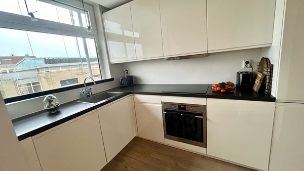 Medium property photo - Breitnerlaan, 2596 GZ Den Haag